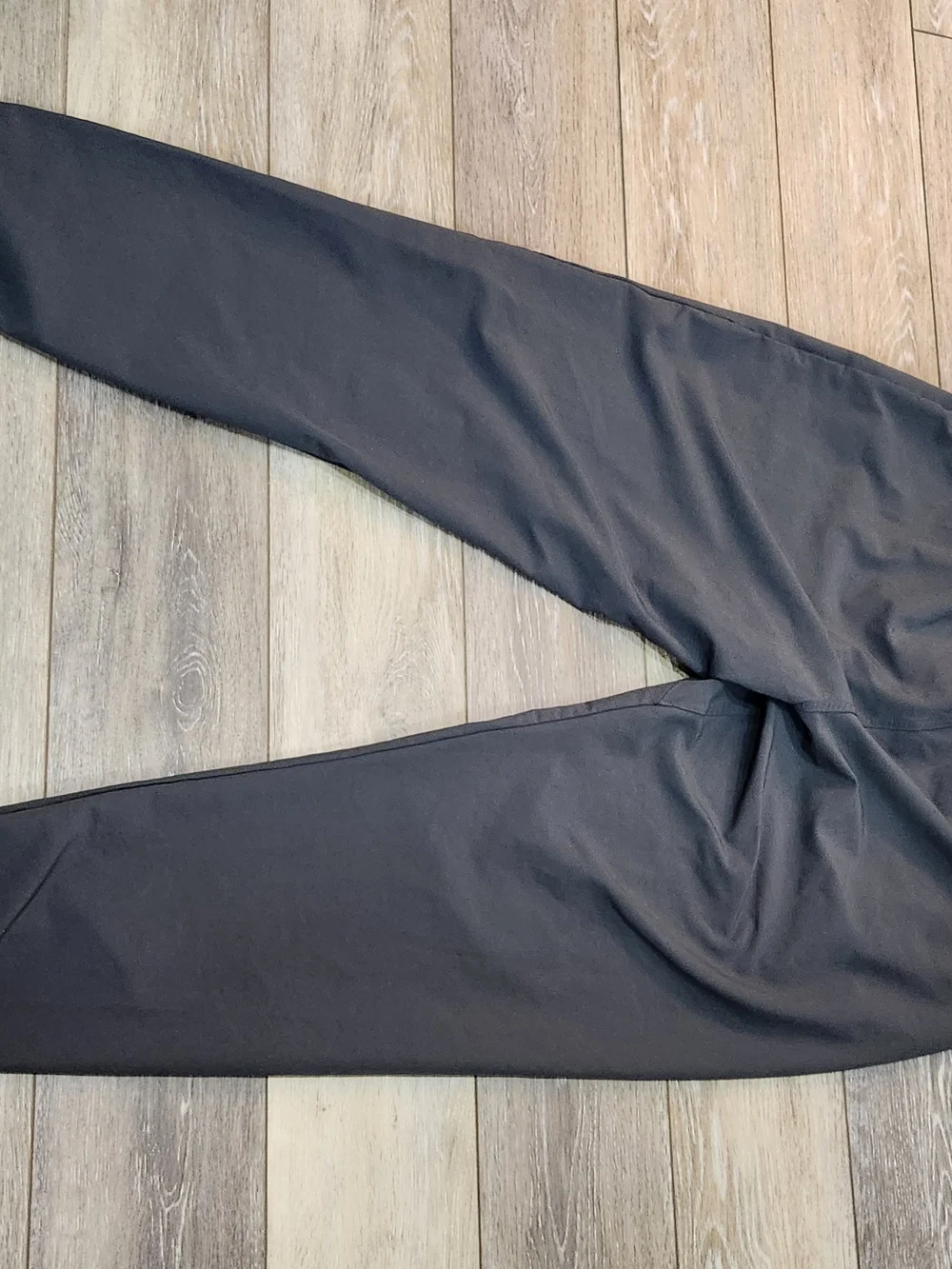 Vuori Transit Men's Grey Elastic-Waist Joggers with Drawstring Size Large - Picture 9 of 9